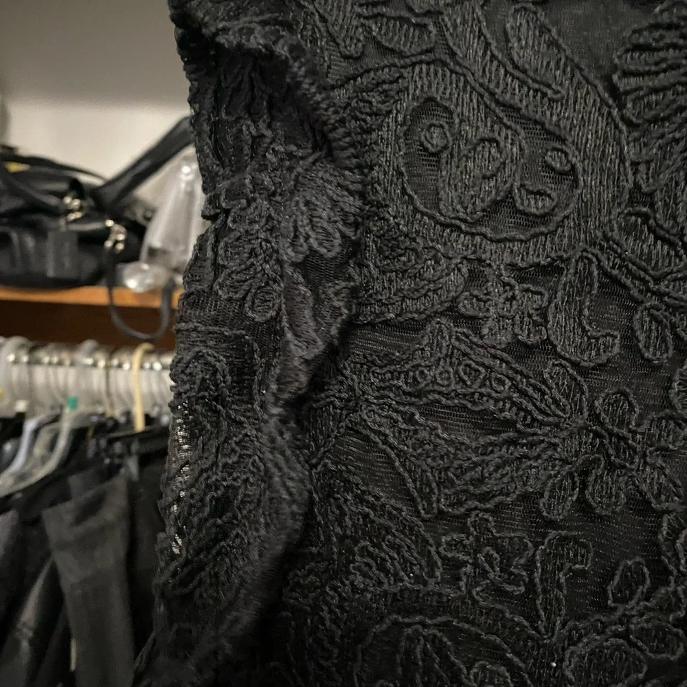 Dress - Picture 4 of 5